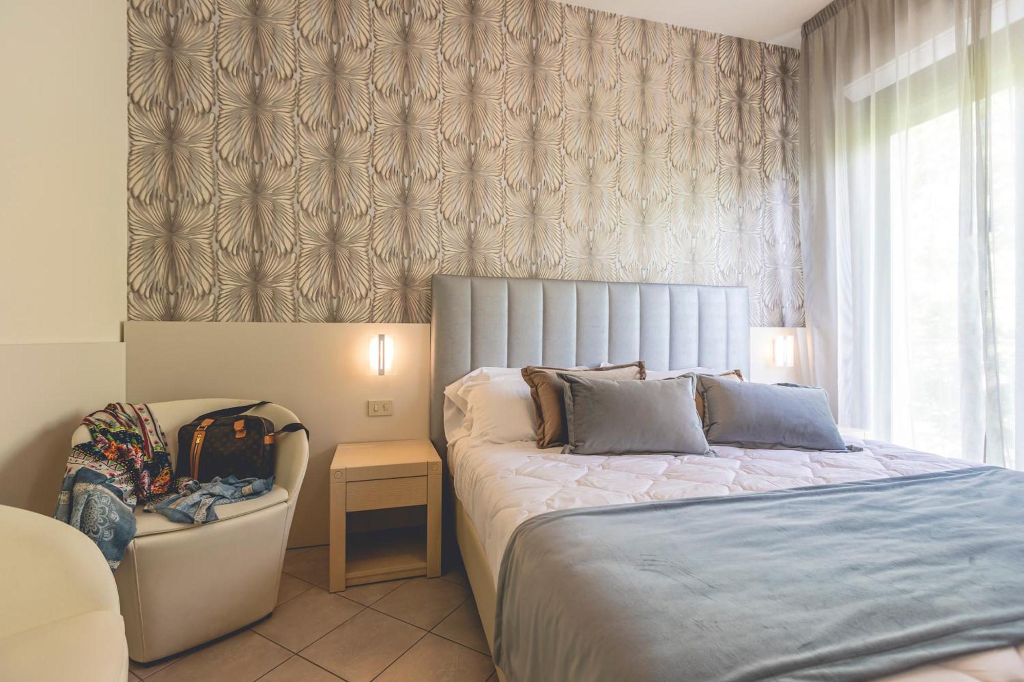 Hotel Athena Cervia Buitenkant foto