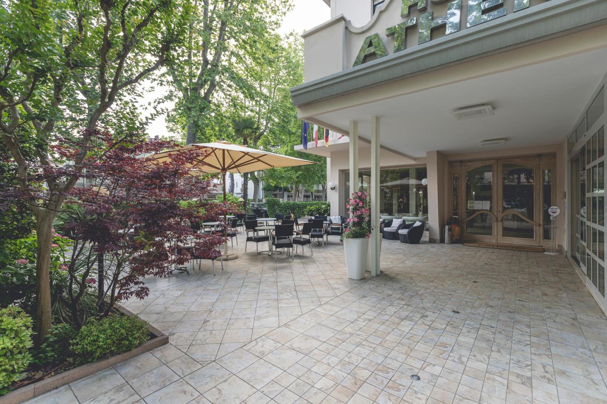 Hotel Athena Cervia Buitenkant foto