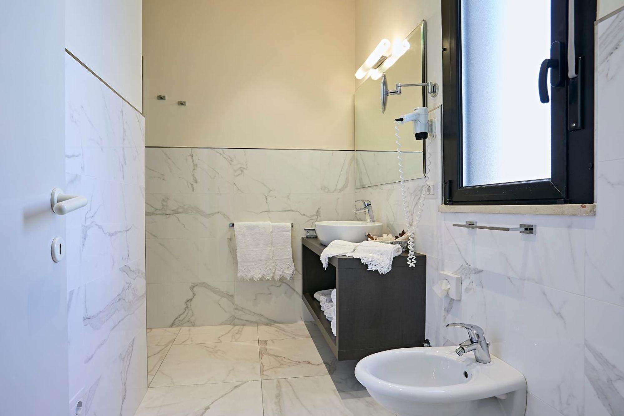 Hotel Athena Cervia Buitenkant foto
