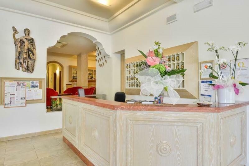 Hotel Athena Cervia Buitenkant foto